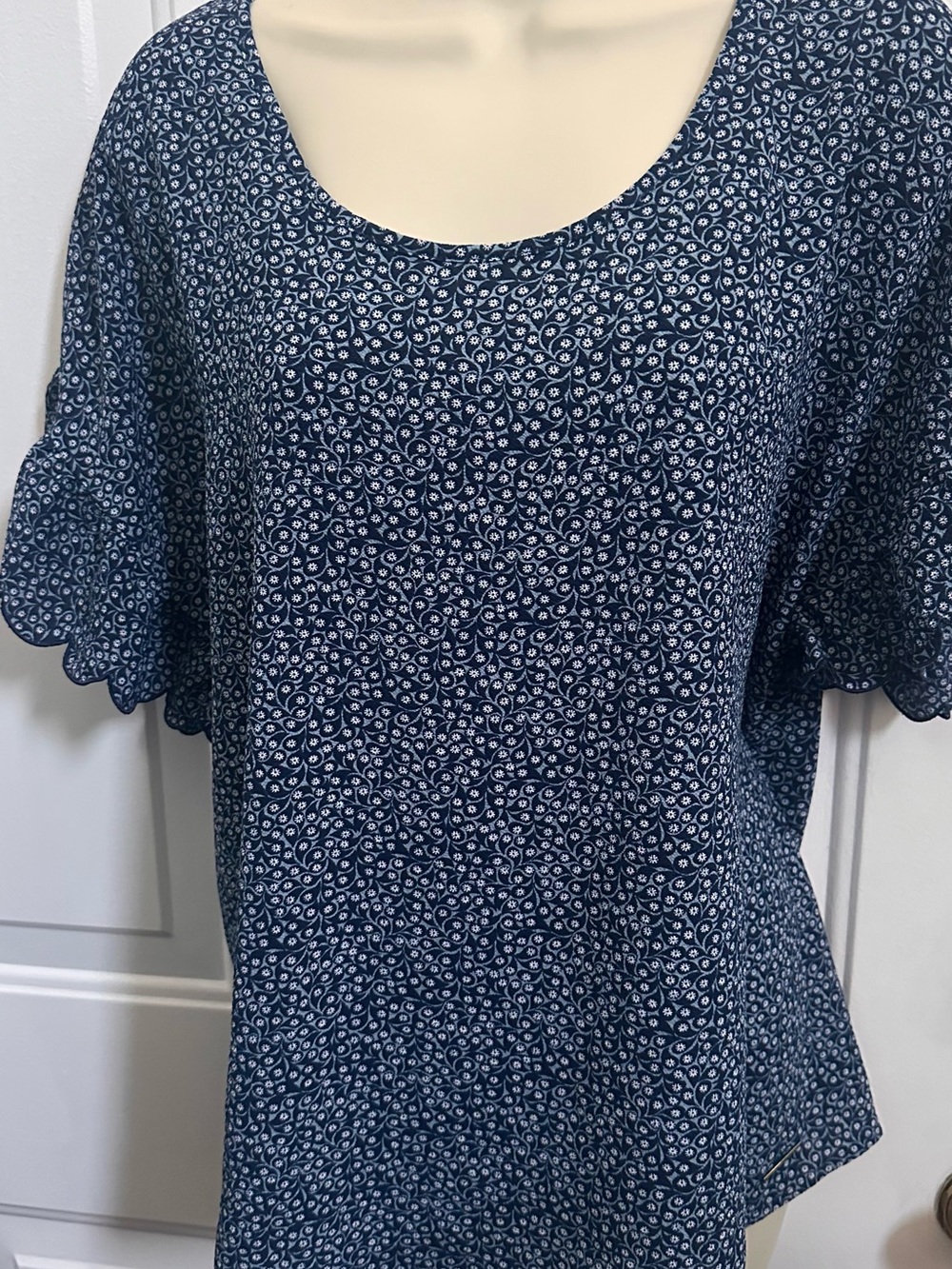 Michael Kors Navy Blue Floral Scoop Neck Blouse